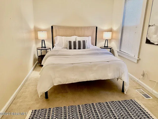 $769,900 | 74 Walnut Street, Saratoga Springs, NY 12866