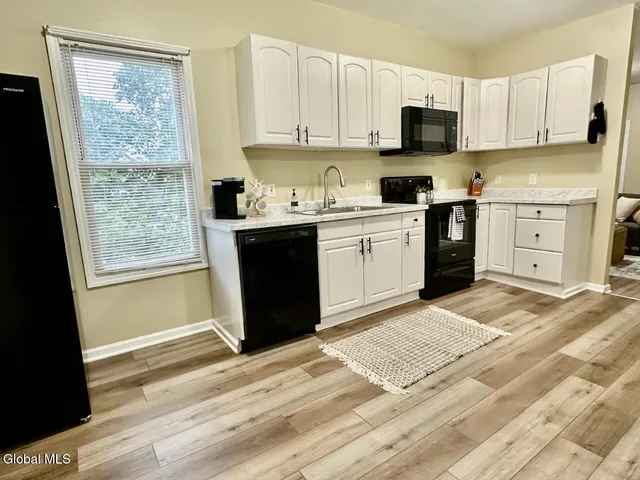 $769,900 | 74 Walnut Street, Saratoga Springs, NY 12866