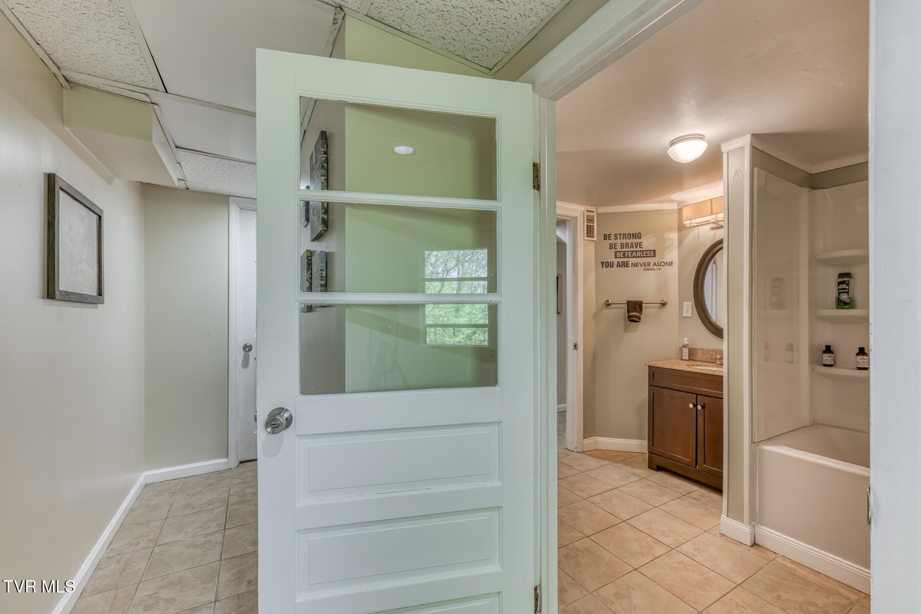 4728 Edens View Road Kingsport, TN 37664 - Photo 26 of 48 4728 Edens View Rd-24