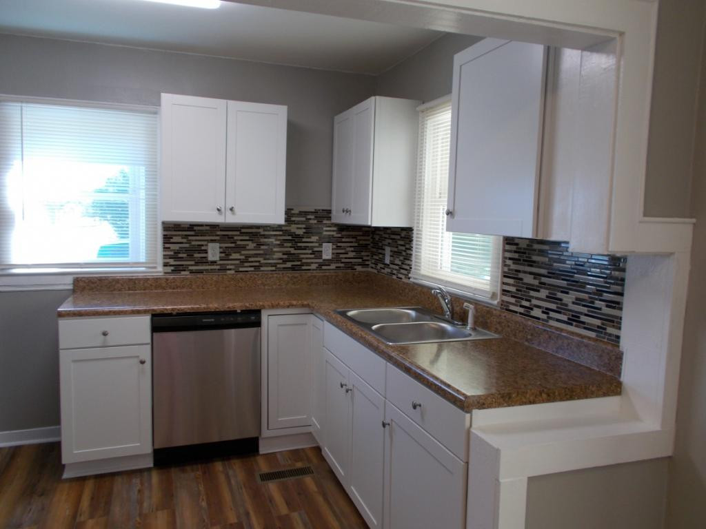 136 Powell Street Greeneville, TN 37745 - Photo 4 of 18 Photo 4
