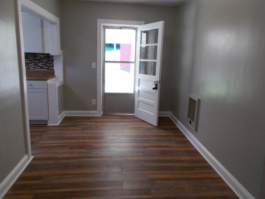 136 Powell Street Greeneville, TN 37745 - Photo 8 of 18 Photo 8