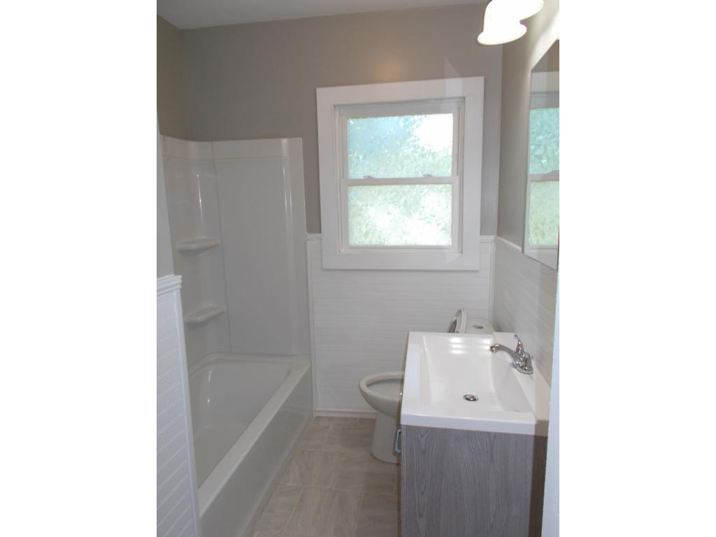 136 Powell Street Greeneville, TN 37745 - Photo 9 of 18 Photo 9