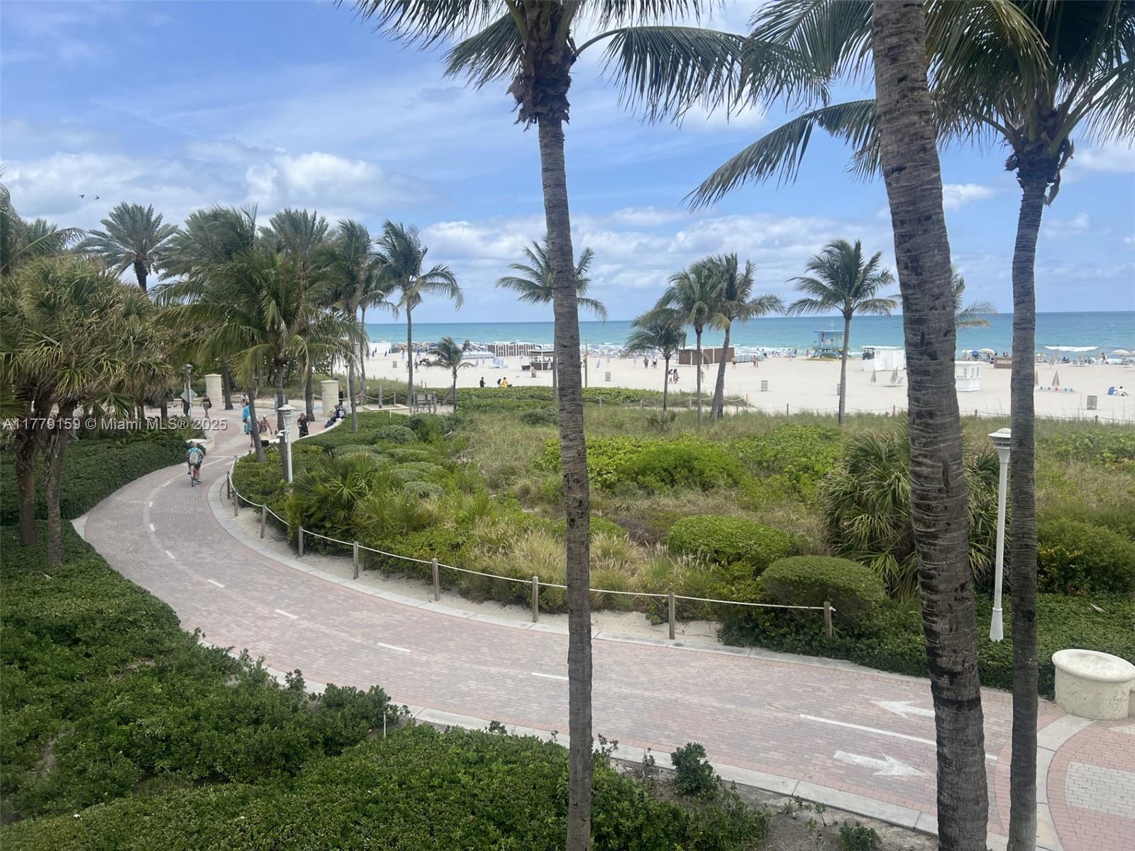 100 Lincoln Road, Unit 430 Miami Beach, FL 33139 - Photo 19 of 21 a view of a park