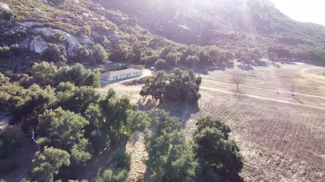 a view of a road with a snow on the side