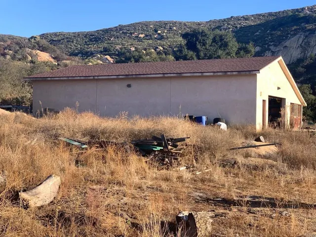 $2,500,000 | 24352 Featherstone Canyon Road, Lakeside, CA 92040