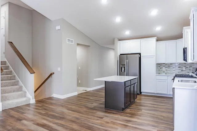 $2,995 | 143 X Nutmeg Circle, Carver, MN 55315