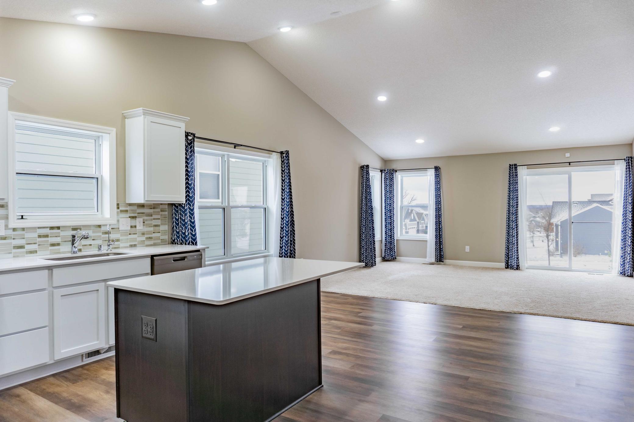 143 X Nutmeg Circle Carver, MN 55315 - Photo 13 of 89