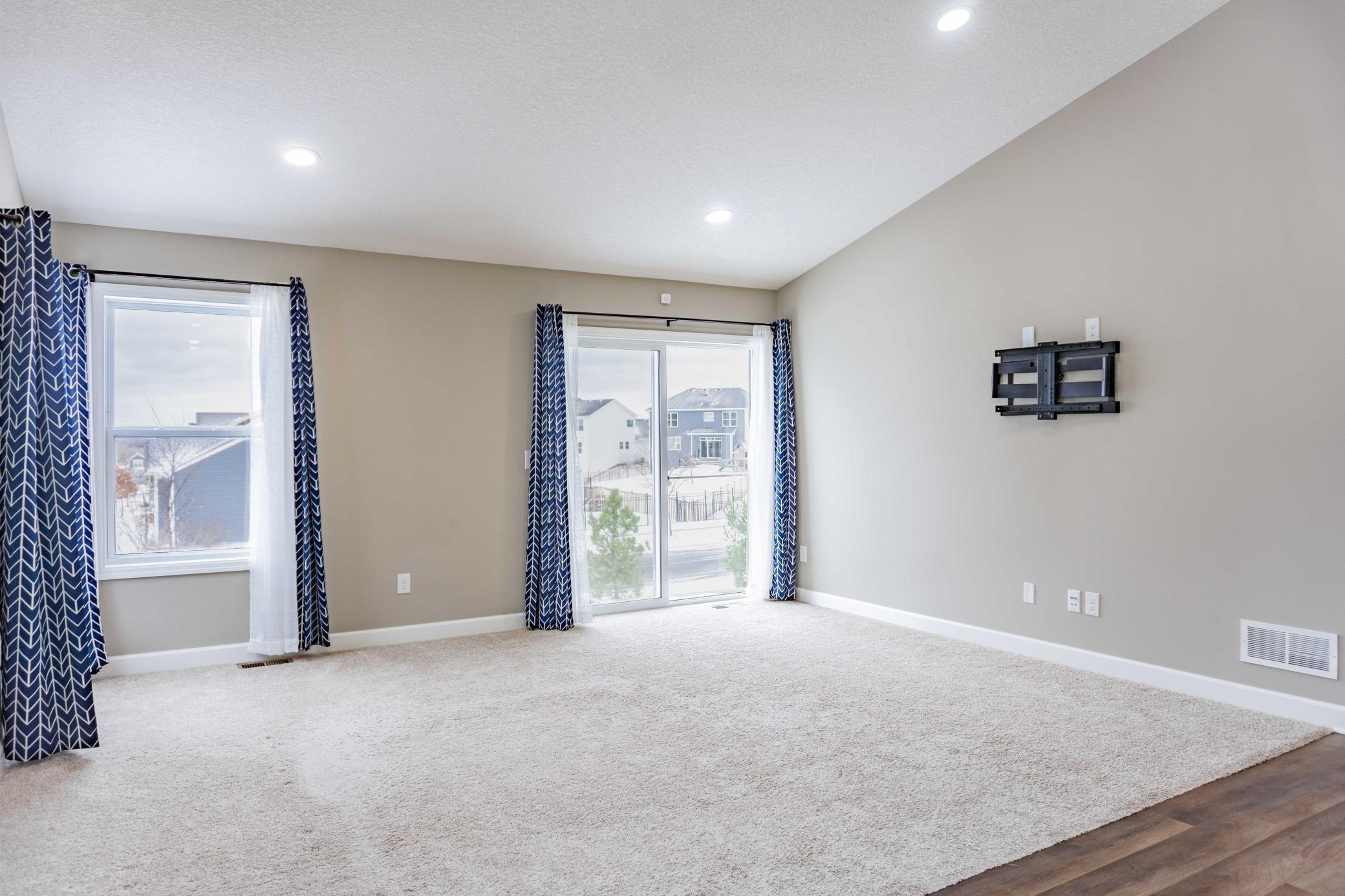 143 X Nutmeg Circle Carver, MN 55315 - Photo 17 of 89