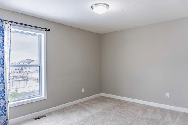 $2,995 | 143 X Nutmeg Circle, Carver, MN 55315