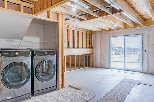 $2,995 | 143 X Nutmeg Circle, Carver, MN 55315