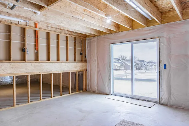 $2,995 | 143 X Nutmeg Circle, Carver, MN 55315