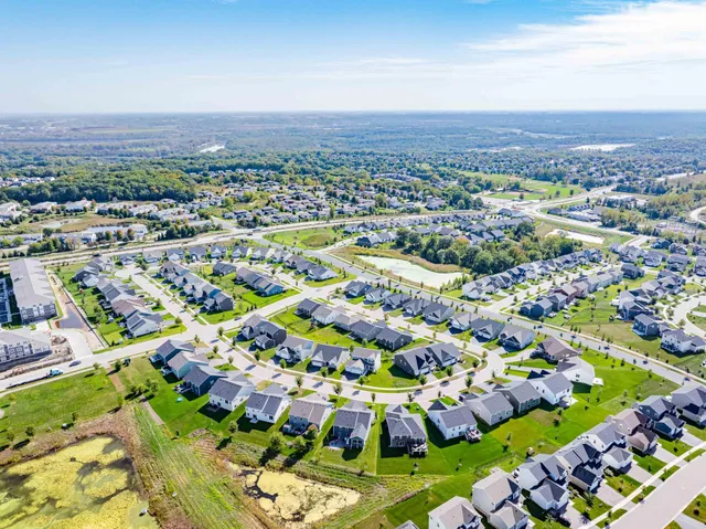 $2,995 | 143 X Nutmeg Circle, Carver, MN 55315