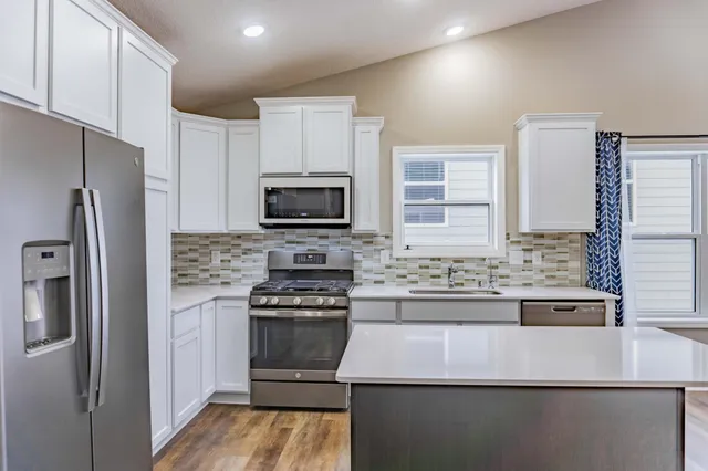 $2,995 | 143 X Nutmeg Circle, Carver, MN 55315