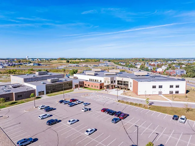 $2,995 | 143 X Nutmeg Circle, Carver, MN 55315