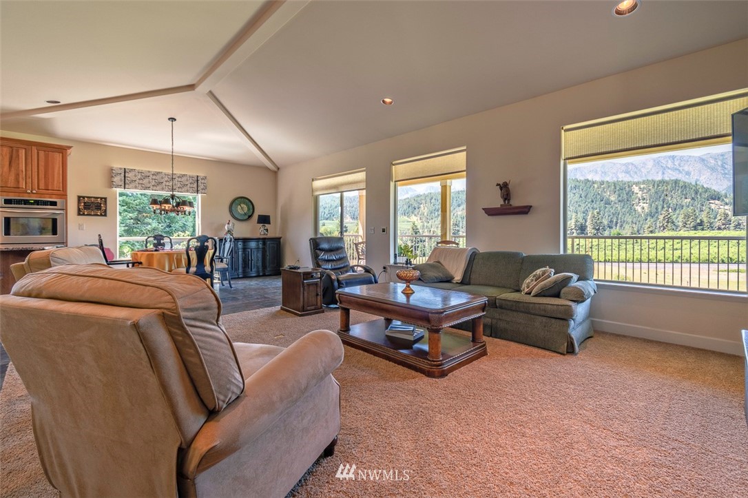 9798 North Road Peshastin, WA 98847 - Photo 4 of 39 Gallery Image 4