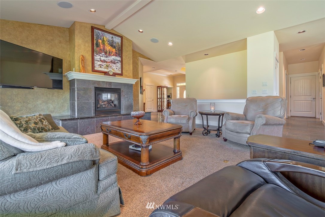 9798 North Road Peshastin, WA 98847 - Photo 6 of 39 Gallery Image 6