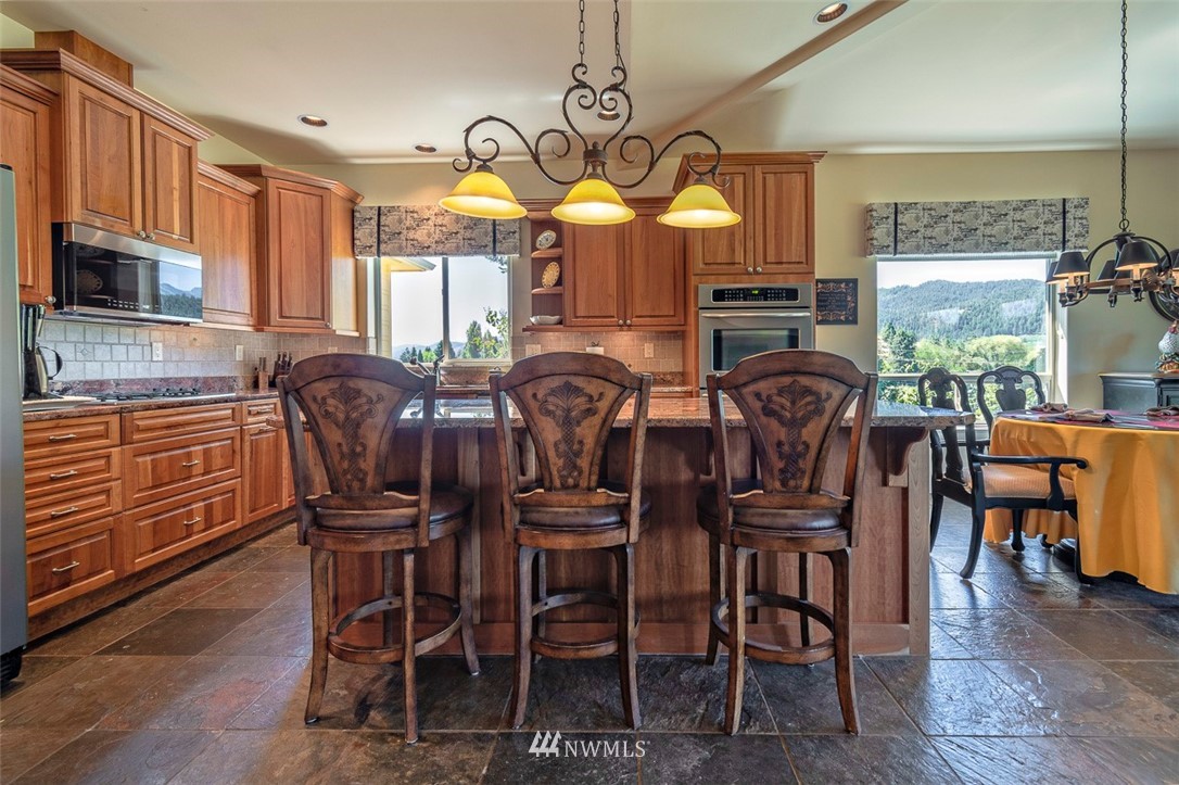 9798 North Road Peshastin, WA 98847 - Photo 10 of 39 Gallery Image 10