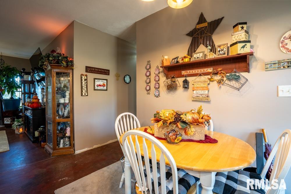 13261 North Casey Road Marion, IL 62959 - Photo 10 of 37