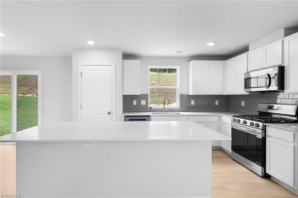 111 Primrose Street King, NC 27021 - Photo 13 of 28