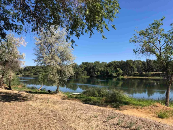 $199,000 | 505 East Owyhee Avenue, Homedale, ID 83628