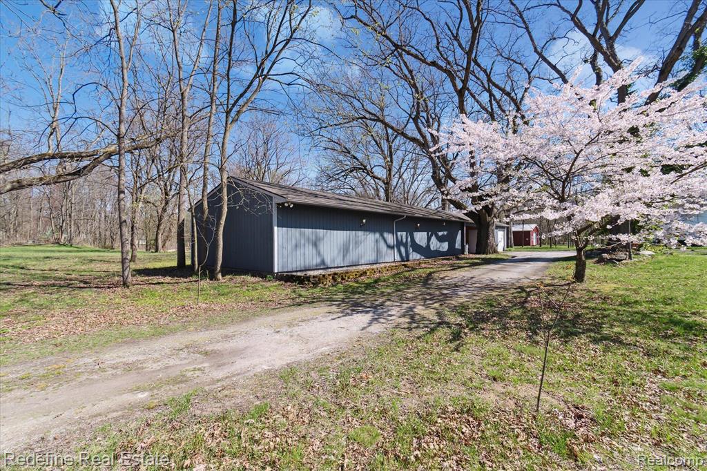 13266 Capernall Road Carleton, MI 48117 - Photo 35 of 48