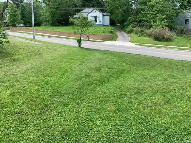 $1,350 | 2607 South Rockport Road, Bloomington, IN 47403