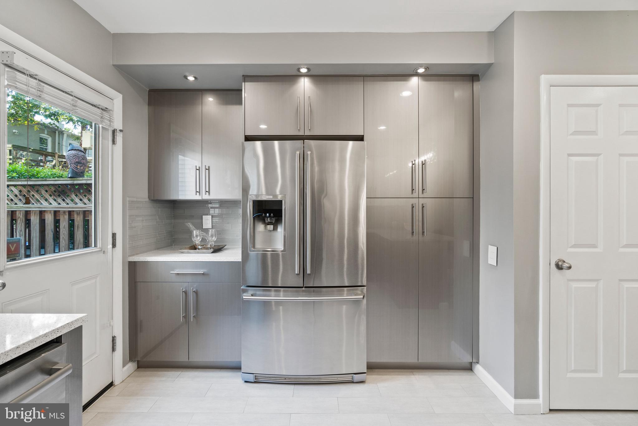 922 4th Street Southeast Washington, DC 20003 - Photo 12 of 25