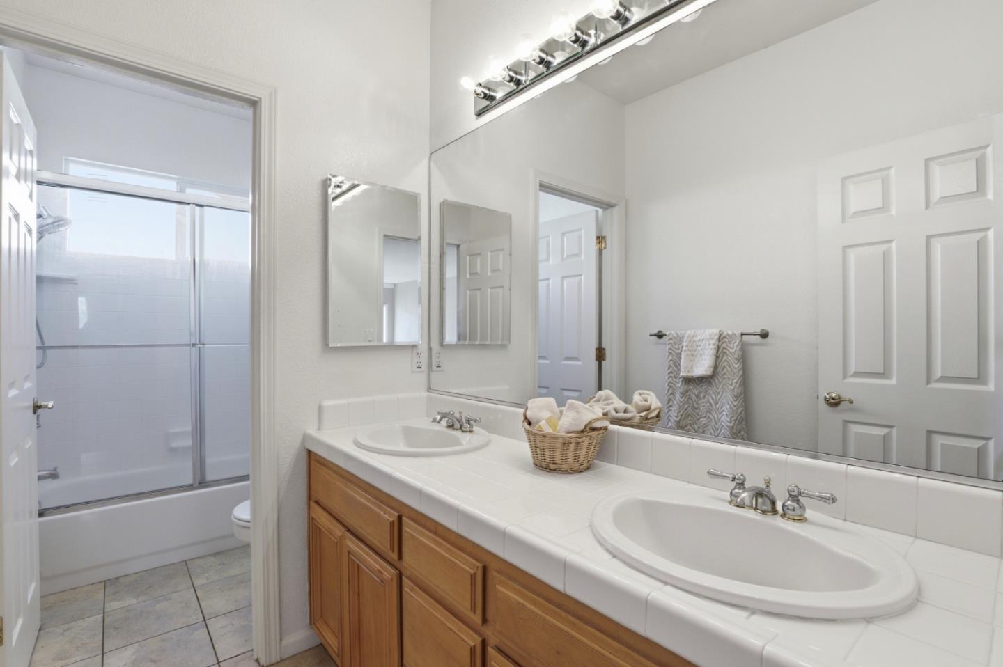 1536 Jackdow Court Gilroy, CA 95020 - Photo 35 of 53