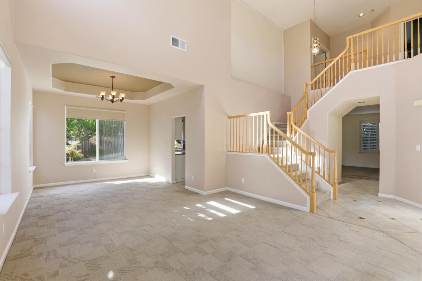 1536 Jackdow Court Gilroy, CA 95020 - Photo 5 of 53