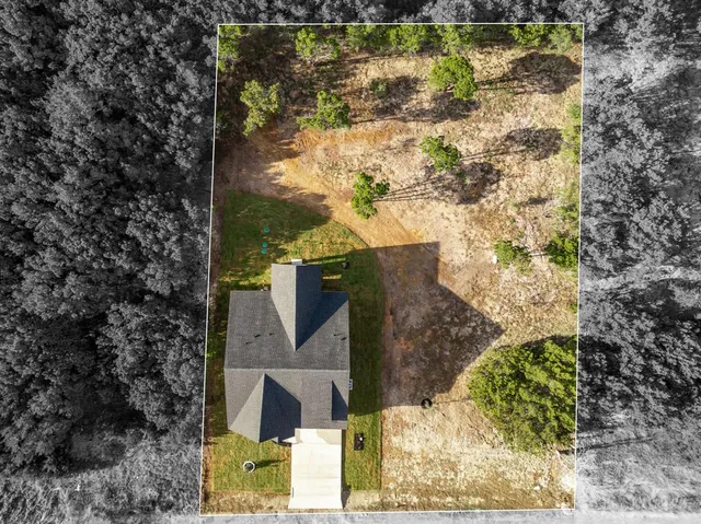 $335,000 | 125 Hill Shadow Lane, Whitney, TX 76692