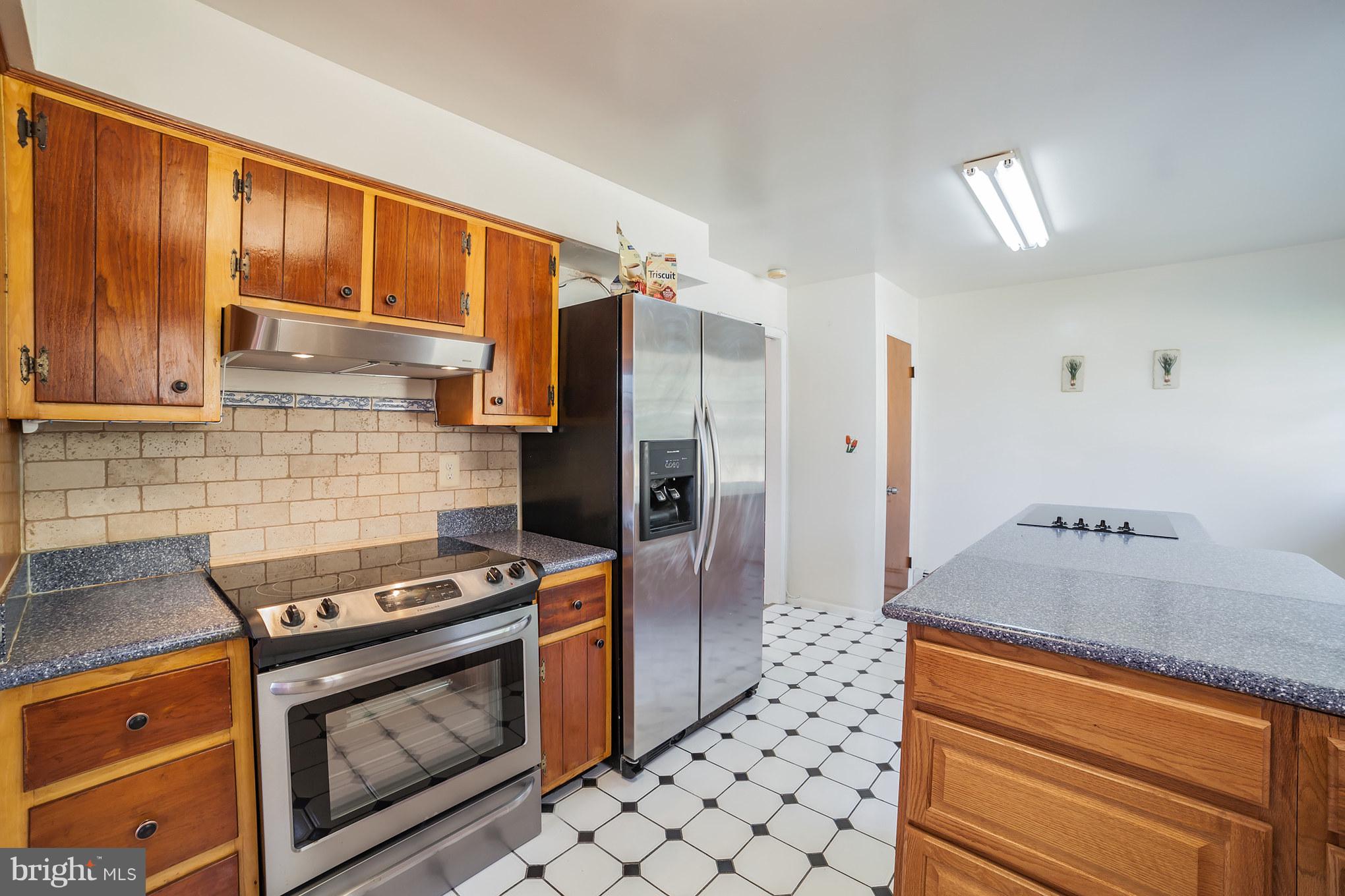 5606 Old Court Road Baltimore, MD 21244 - Photo 11 of 29