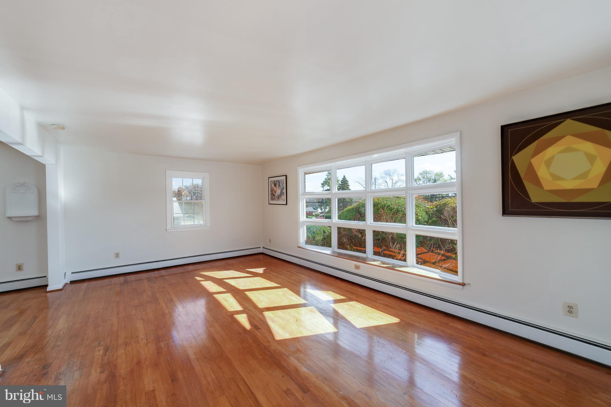 5606 Old Court Road Baltimore, MD 21244 - Photo 4 of 29