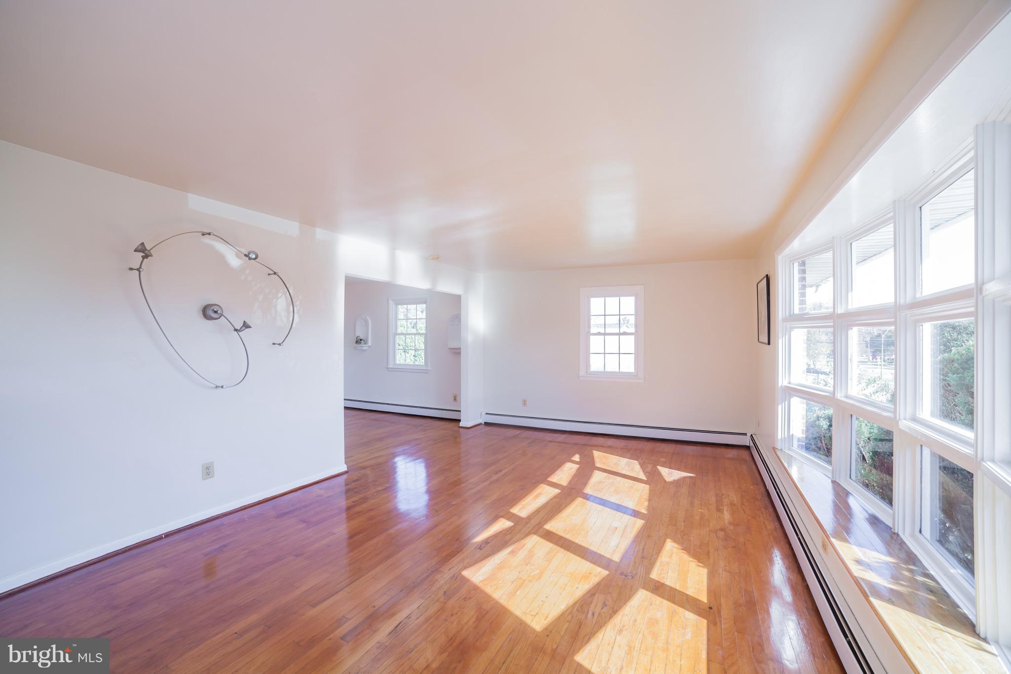 5606 Old Court Road Baltimore, MD 21244 - Photo 5 of 29