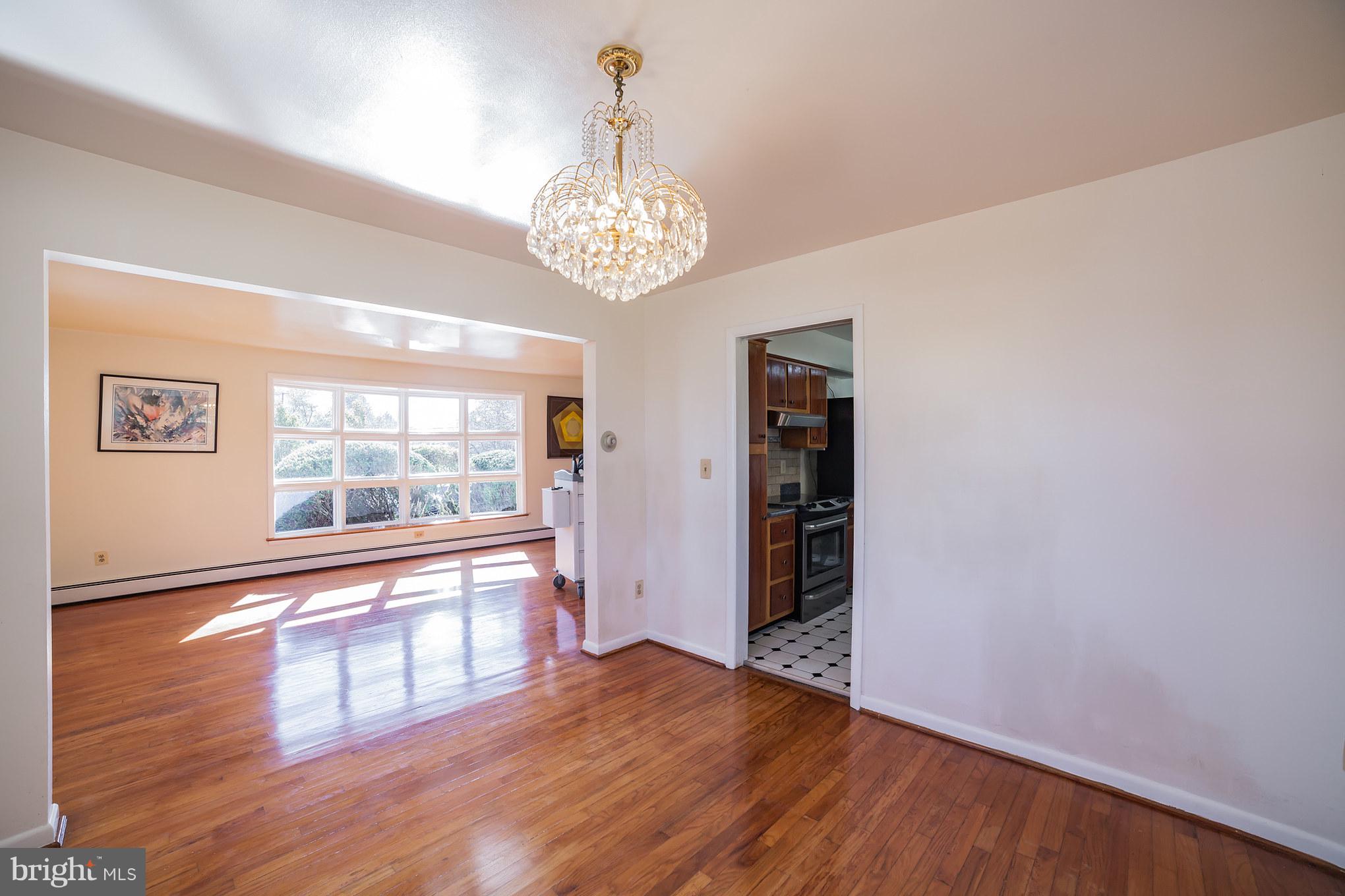 5606 Old Court Road Baltimore, MD 21244 - Photo 8 of 29