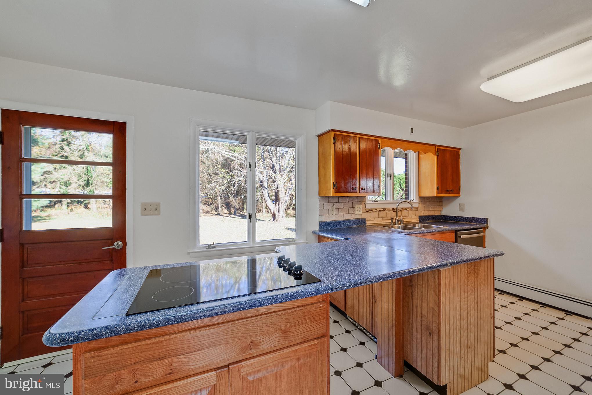 5606 Old Court Road Baltimore, MD 21244 - Photo 9 of 29