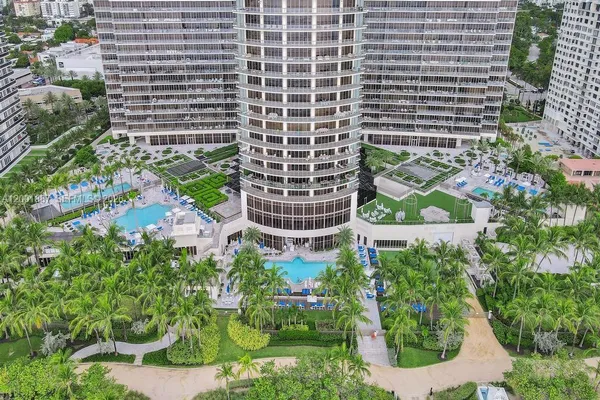 $35,000 | 9705 Collins Avenue, Unit 702N, Bal Harbour, FL 33154