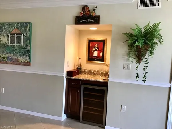 $4,800 | 440 Fox Haven Drive, Unit 2106, Naples, FL 34104