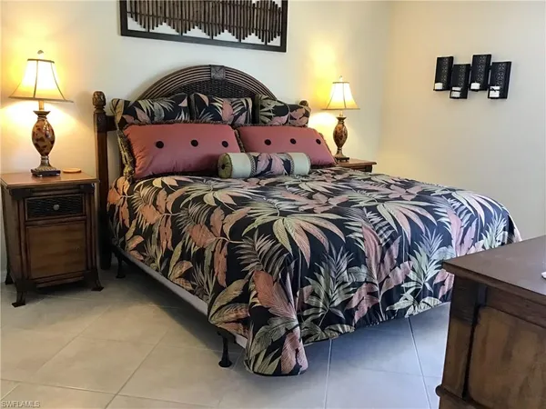 $4,800 | 440 Fox Haven Drive, Unit 2106, Naples, FL 34104