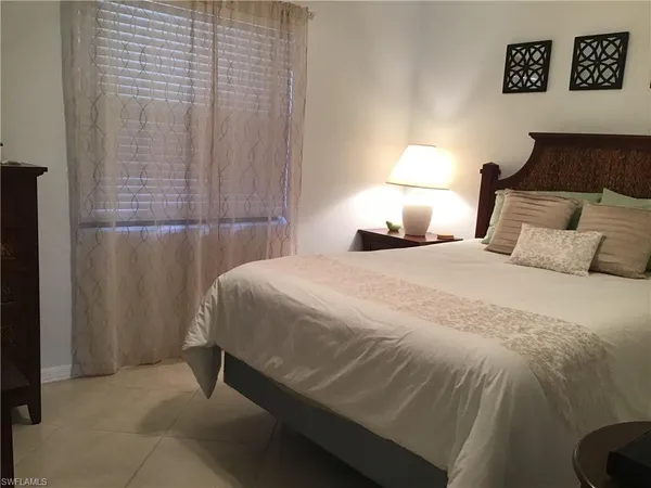 $4,800 | 440 Fox Haven Drive, Unit 2106, Naples, FL 34104