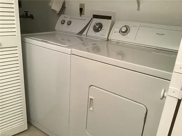 $4,800 | 440 Fox Haven Drive, Unit 2106, Naples, FL 34104