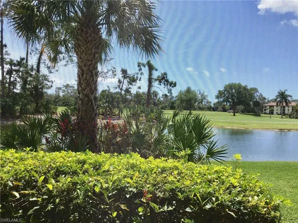 $4,800 | 440 Fox Haven Drive, Unit 2106, Naples, FL 34104