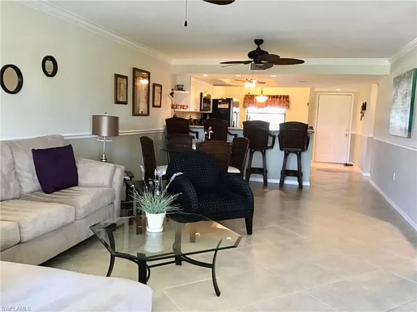 $4,800 | 440 Fox Haven Drive, Unit 2106, Naples, FL 34104