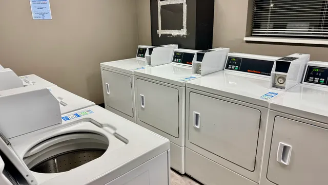 $175,000 | 606 East Woodland Park Avenue, Unit 608, Chicago, IL 60616