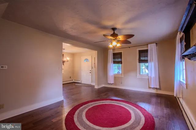 $249,900 | 16 Main Street, Womelsdorf, PA 19567