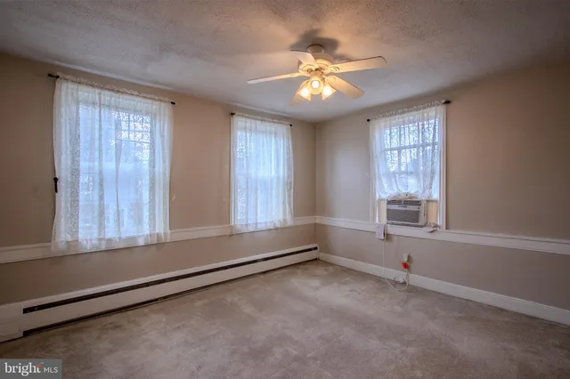 $249,900 | 16 Main Street, Womelsdorf, PA 19567