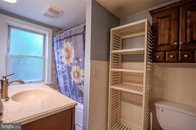 $249,900 | 16 Main Street, Womelsdorf, PA 19567