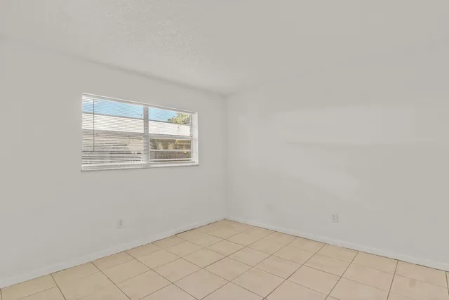 $439,000 | 1546 43rd Avenue, Vero Beach, FL 32960