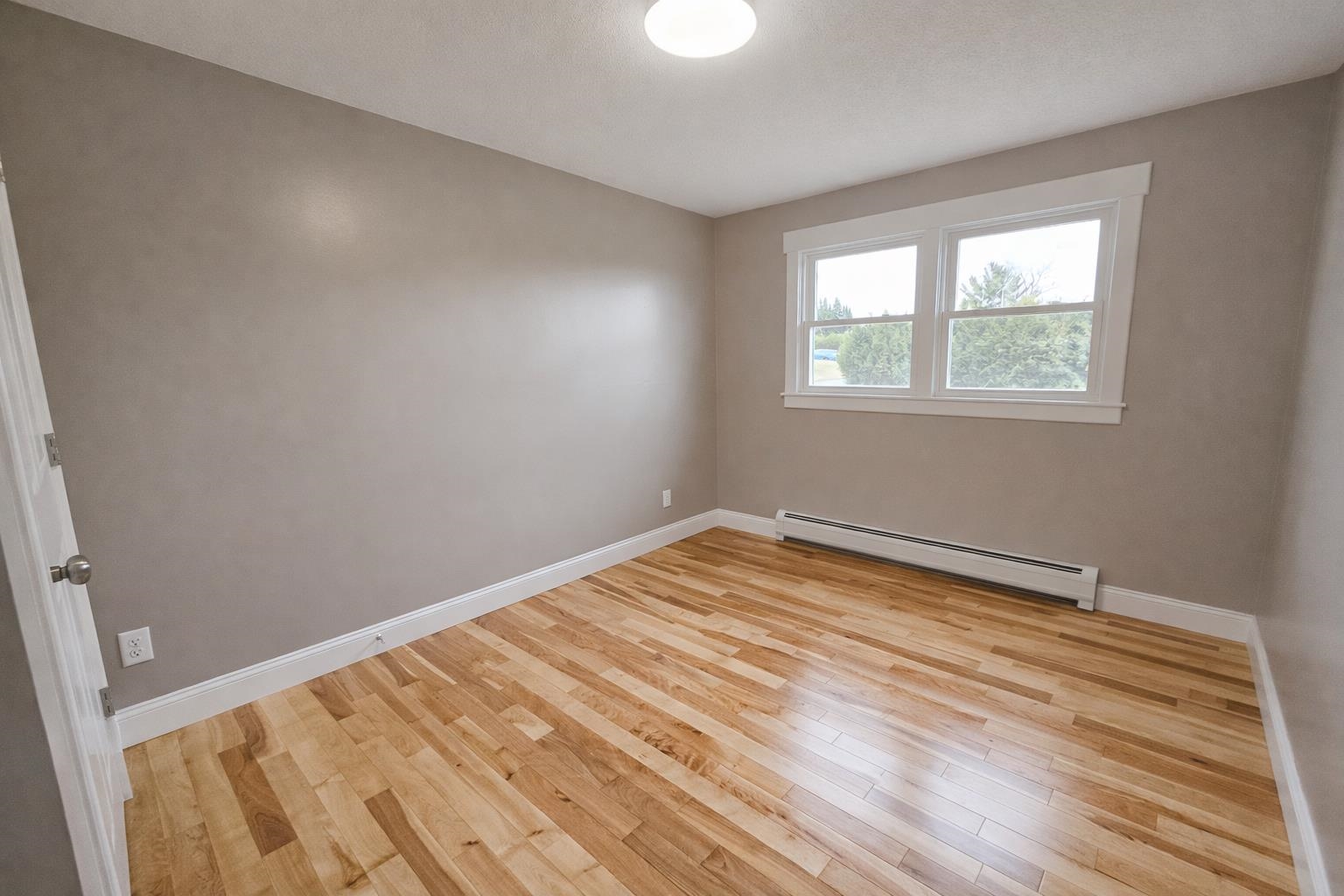 747 Elm Street Derby, VT 05830 - Photo 12 of 30