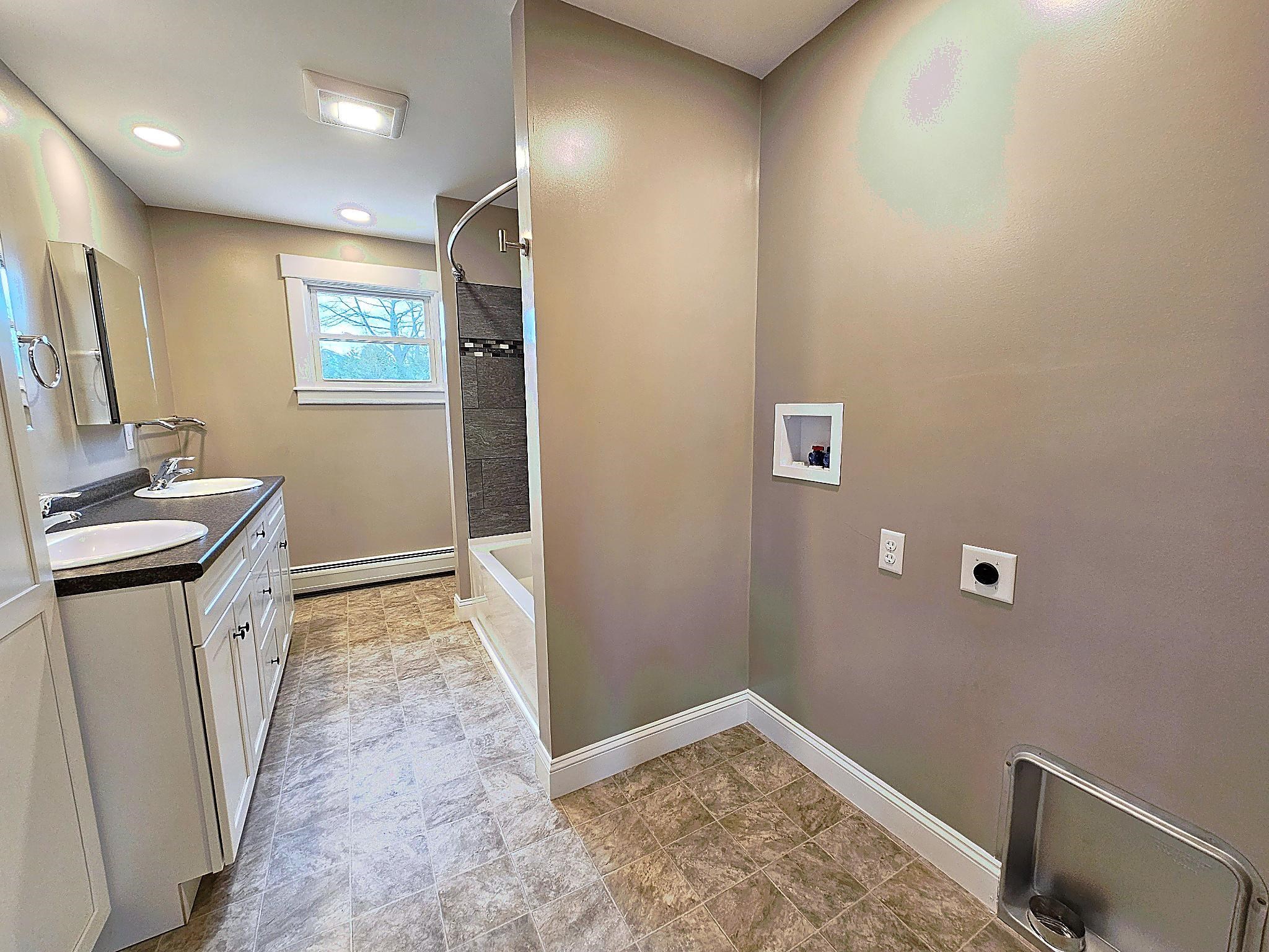 747 Elm Street Derby, VT 05830 - Photo 18 of 30