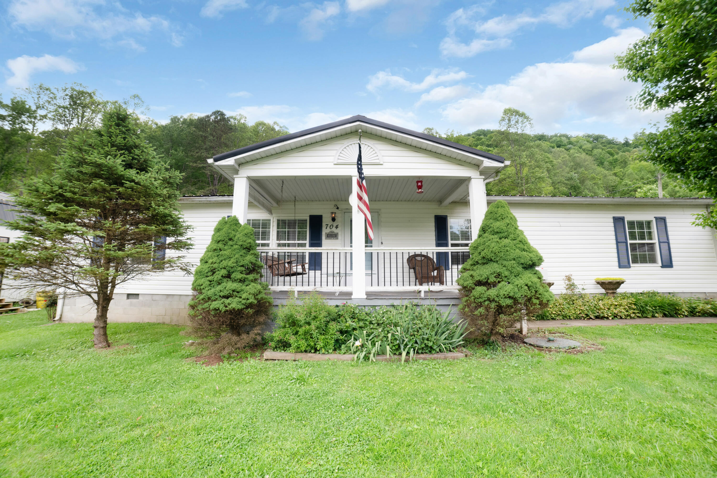 704 Clear Water Road Wayland, KY 41666 - Photo 11 of 35 jch-way-2619